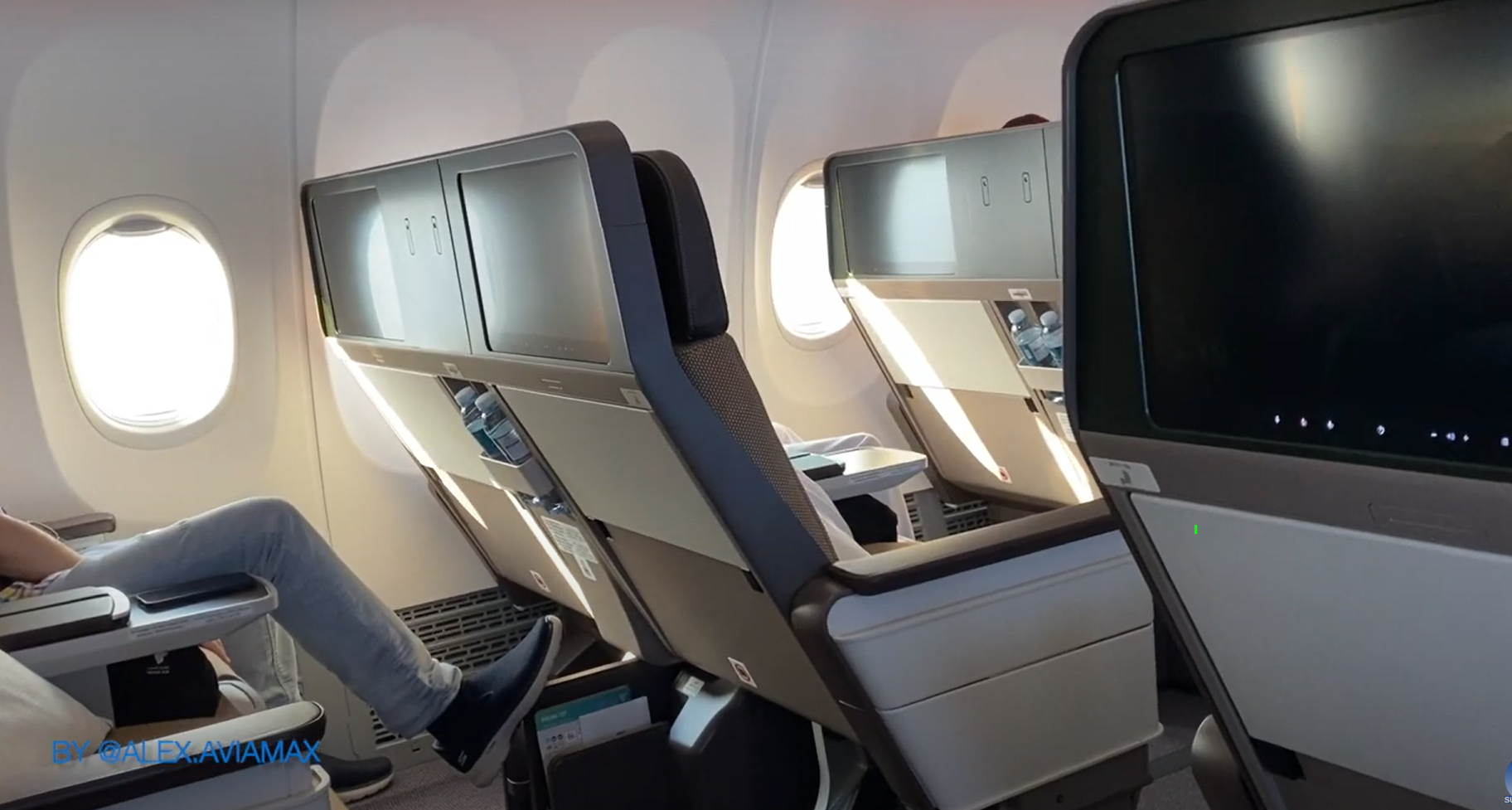 B737 MAX BUSINESS CLASS